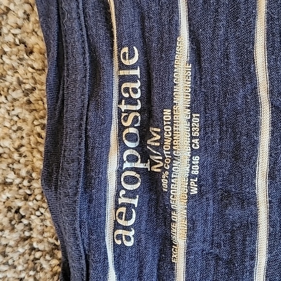 Aeropostale Womens V Neck Shirt M Striped Blue White Short Sleeve - Picture 2 of 4